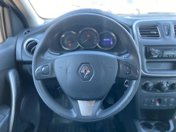 Renault Sandero II с пробегом 2018 года, цена 950 000 рублей, 90930 км, хэтчбек, Автокод Объявления