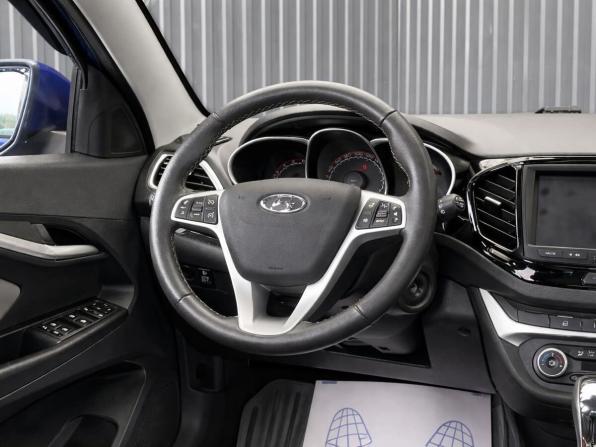 Lada (ВАЗ) Vesta I с пробегом 2022 года, цена 1 347 000 рублей, 63620 км, универсал, Автокод Объявления