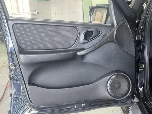 Chevrolet Niva I Рестайлинг с пробегом 2013 года, цена 649 000 рублей, 155001 км, внедорожник, Автокод Объявления