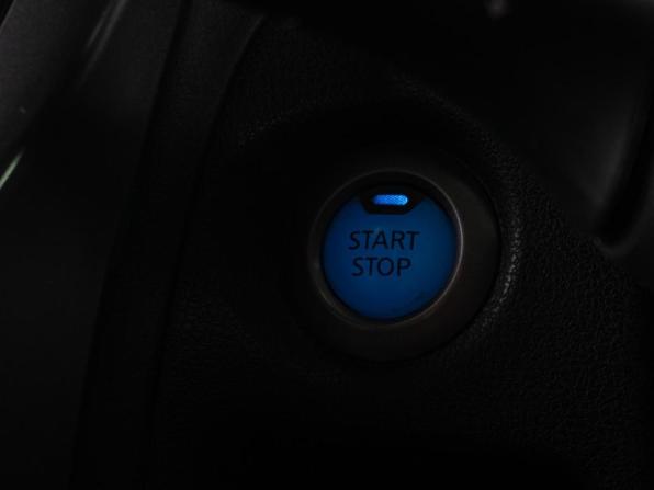 Nissan Note II Рестайлинг с пробегом 2018 года, цена 1 029 000 рублей, 267768 км, хэтчбек, Автокод Объявления