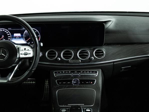 Mercedes-Benz E-Класс V (W213 S213 C238) с пробегом 2019 года, цена 2 449 585 рублей, 268708 км, седан, Автокод Объявления