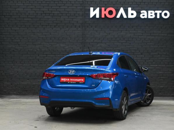 Hyundai Solaris II с пробегом 2017 года, цена 1 300 000 рублей, 182671 км, седан, Автокод Объявления