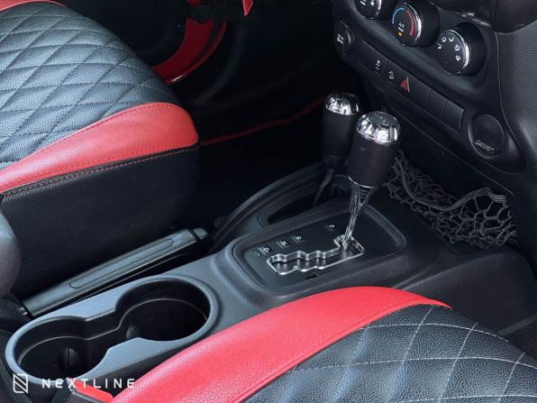 Jeep Wrangler III (JK) с пробегом 2015 года, цена 3 190 000 рублей, 153000 км, внедорожник, Автокод Объявления