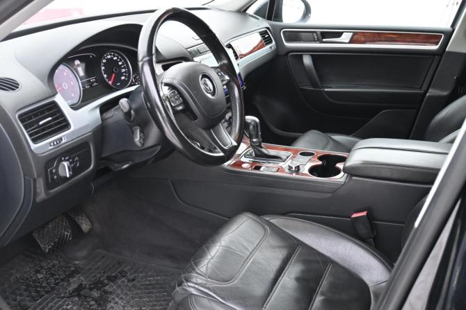 Volkswagen Touareg II с пробегом 2012 года, цена 1 750 000 рублей, 243000 км, внедорожник, Автокод Объявления