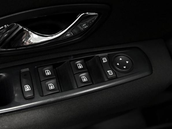 Renault Fluence I с пробегом 2012 года, цена 540 000 рублей, 194795 км, седан, Автокод Объявления