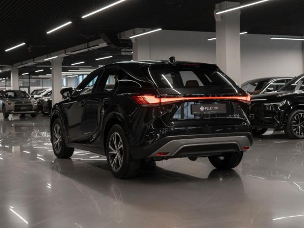 Lexus RX V с пробегом 2026 года, цена 8 350 000 рублей, 220 км, внедорожник, Автокод Объявления