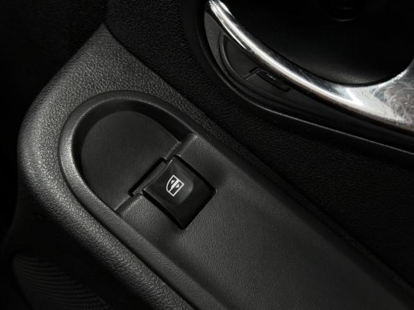 Renault Duster I Рестайлинг с пробегом 2017 года, цена 1 299 000 рублей, 123000 км, внедорожник, Автокод Объявления