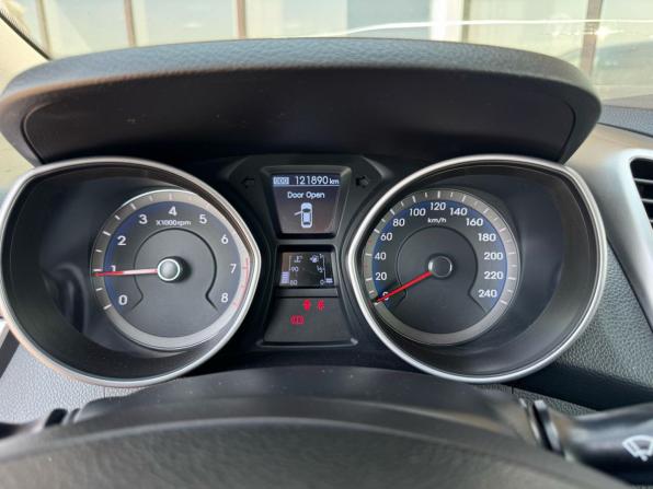 Hyundai i30 II с пробегом 2014 года, цена 968 000 рублей, 120300 км, хэтчбек, Автокод Объявления