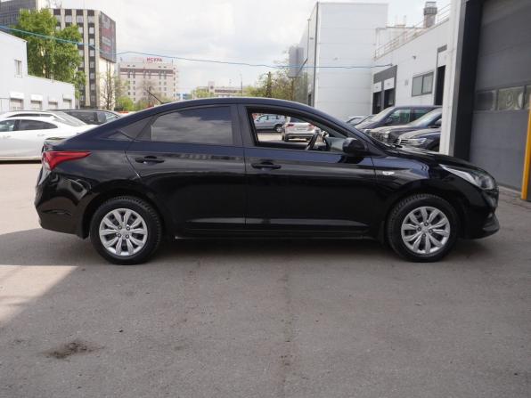 Hyundai Solaris II с пробегом 2018 года, цена 1 263 000 рублей, 127012 км, седан, Автокод Объявления