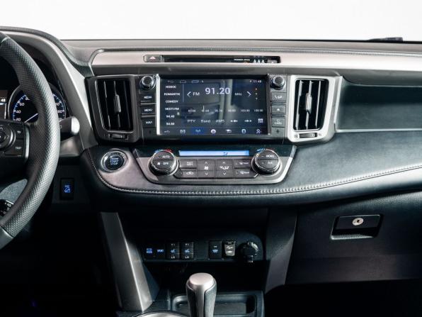 Toyota RAV4 IV (XA40) Рестайлинг с пробегом 2017 года, цена 2 650 000 рублей, 135500 км, внедорожник, Автокод Объявления