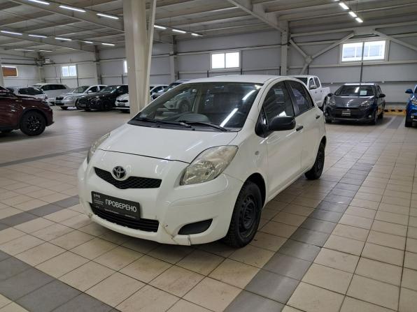 Toyota Yaris II с пробегом 2009 года, цена 375 000 рублей, 179498 км, хэтчбек, Автокод Объявления