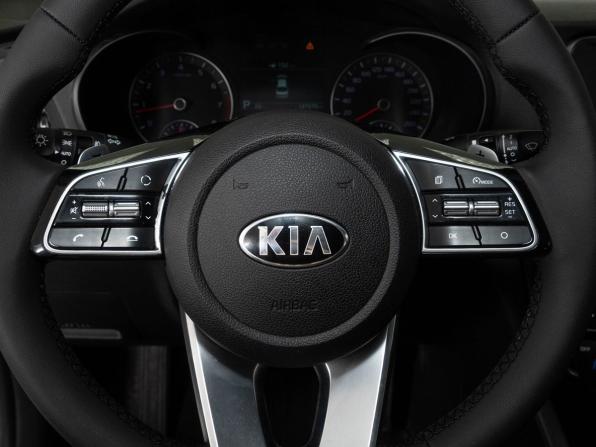 Kia Optima IV Рестайлинг с пробегом 2018 года, цена 1 500 000 рублей, 127200 км, седан, Автокод Объявления