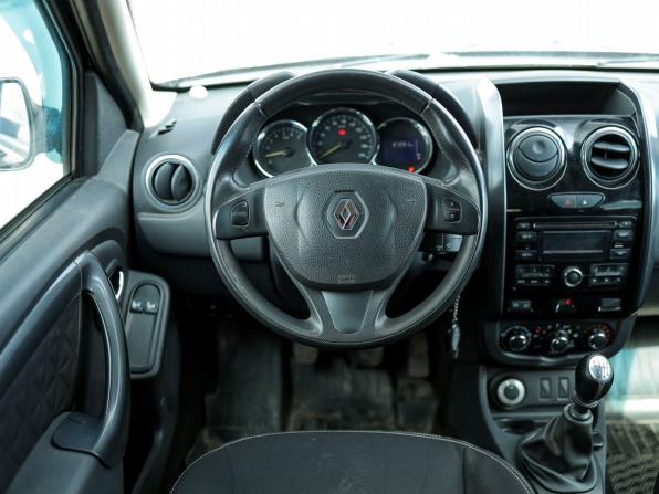 Renault Duster I Рестайлинг с пробегом 2016 года, цена 1 099 000 рублей, 87500 км, внедорожник, Автокод Объявления