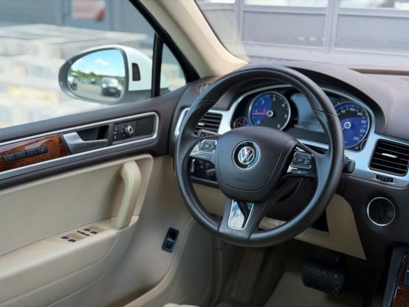 Volkswagen Touareg II с пробегом 2012 года, цена 2 430 000 рублей, 165557 км, внедорожник, Автокод Объявления
