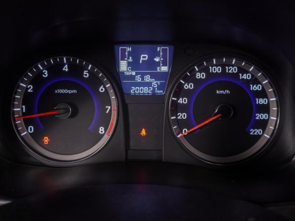 Hyundai Solaris I Рестайлинг с пробегом 2014 года, цена 1 009 000 рублей, 200821 км, седан, Автокод Объявления