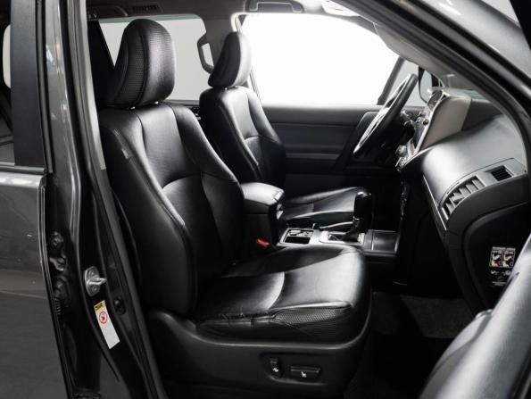 Toyota Land Cruiser Prado 150 Series с пробегом 2011 года, цена 2 999 000 рублей, 211752 км, внедорожник, Автокод Объявления