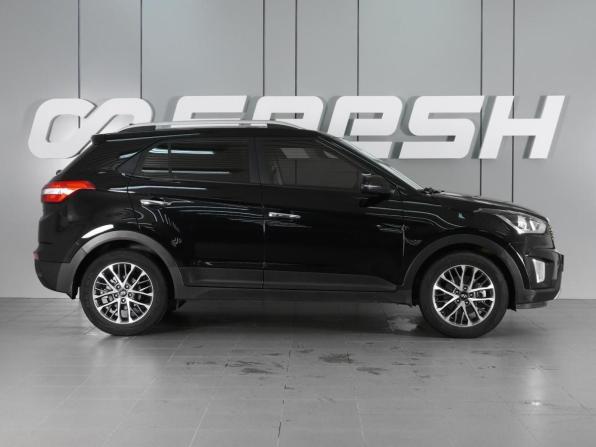 Hyundai Creta I Рестайлинг с пробегом 2021 года, цена 2 215 000 рублей, 60889 км, внедорожник, Автокод Объявления