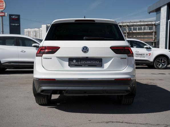 Volkswagen Tiguan II с пробегом 2018 года, цена 2 310 000 рублей, 158061 км, внедорожник, Автокод Объявления