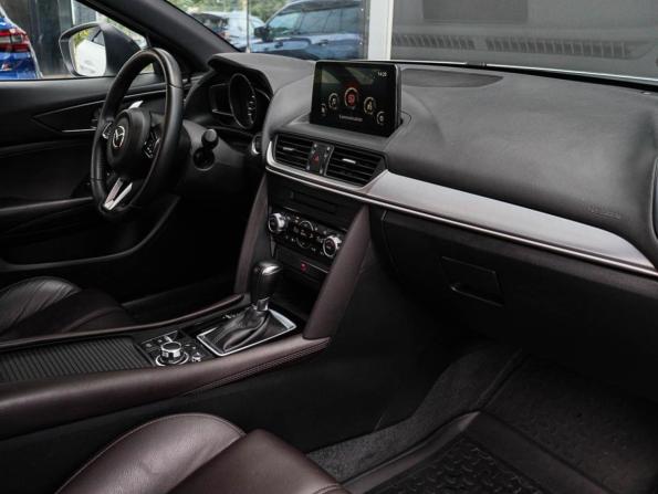 Mazda CX-4 I Рестайлинг с пробегом 2023 года, цена 2 690 000 рублей, 71685 км, внедорожник, Автокод Объявления