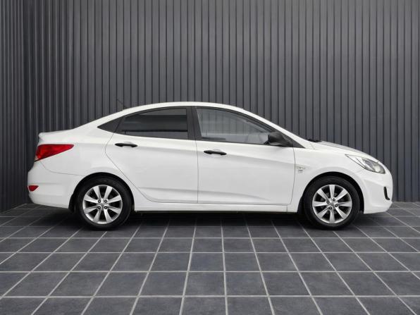 Hyundai Solaris I Рестайлинг с пробегом 2014 года, цена 817 000 рублей, 151810 км, седан, Автокод Объявления