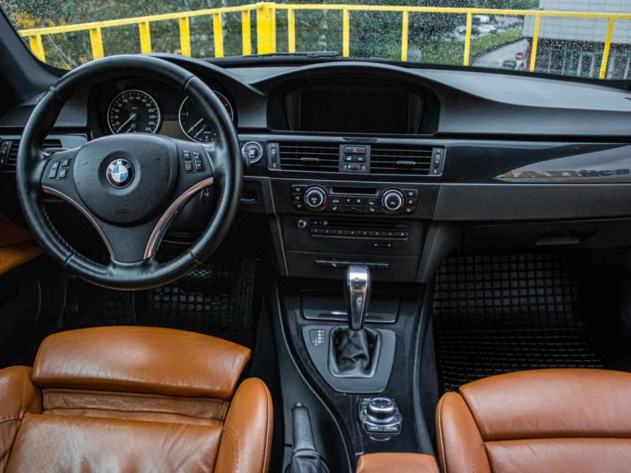 BMW 3 серии V (E90/E91/E92/E93) Рестайлинг Москва  - изображение 13