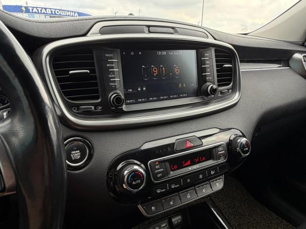 Kia Sorento III Prime Рестайлинг с пробегом 2019 года, цена 2 250 000 рублей, 225000 км, внедорожник, Автокод Объявления
