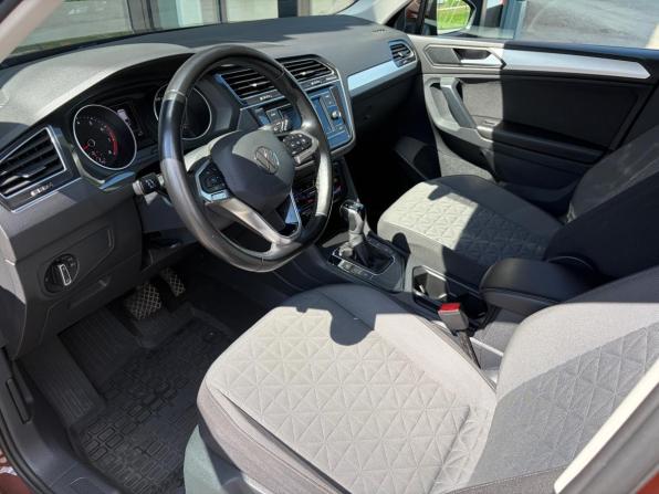 Volkswagen Tiguan II Рестайлинг с пробегом 2021 года, цена 2 835 000 рублей, 55700 км, внедорожник, Автокод Объявления