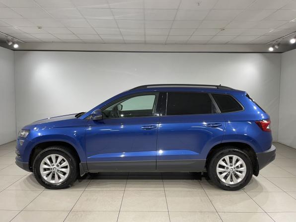 Skoda Karoq I с пробегом 2022 года, цена 2 489 000 рублей, 60491 км, внедорожник, Автокод Объявления