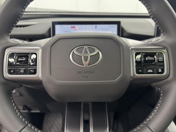 Toyota RAV4 VI (XA60) с пробегом 2026 года, цена 4 320 000 рублей, 45 км, внедорожник, Автокод Объявления