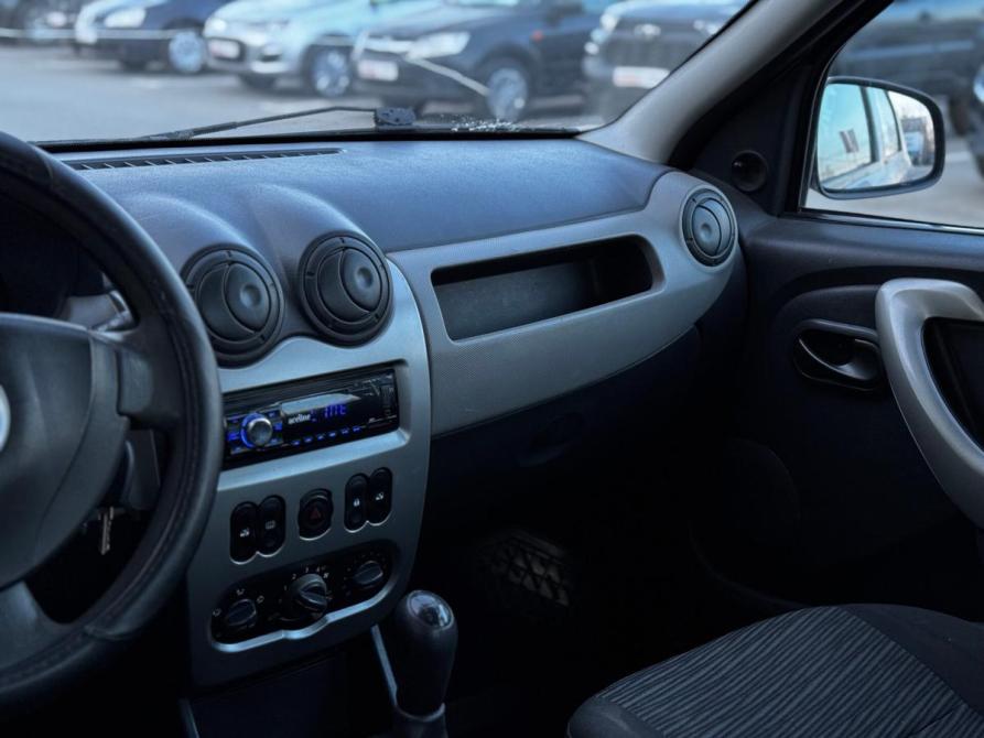 Renault Logan I Рестайлинг Архангельск  - изображение 21