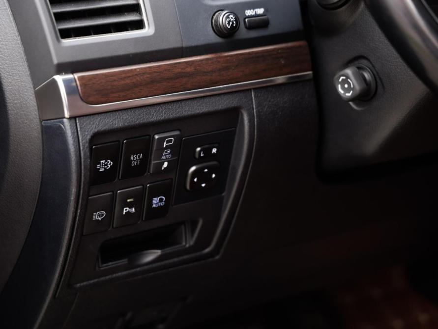 Toyota Land Cruiser 200 Series Рестайлинг 2 Санкт-Петербург  - изображение 24