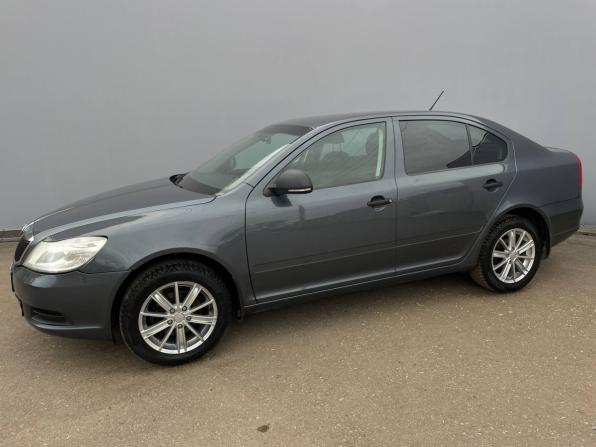 Skoda Octavia II (A5) Рестайлинг с пробегом 2011 года, цена 585 000 рублей, 265655 км, лифтбек, Автокод Объявления