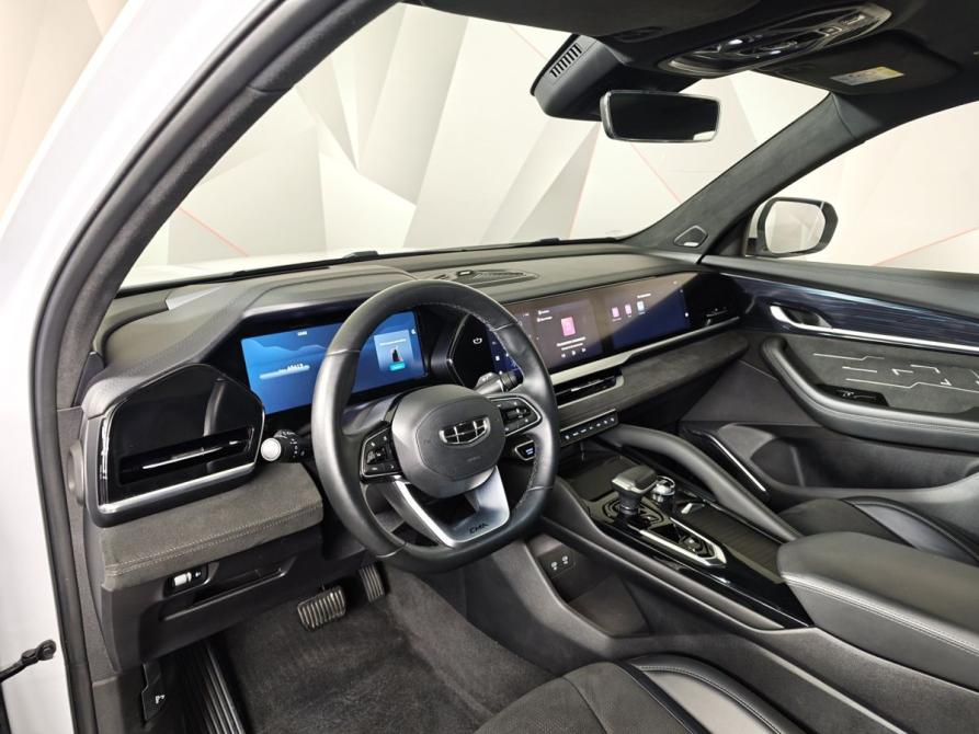 Geely Monjaro I Москва  - изображение 18