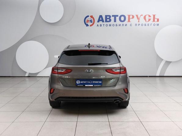 Kia Ceed III с пробегом 2019 года, цена 1 699 000 рублей, 134900 км, хэтчбек, Автокод Объявления