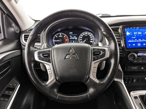 Mitsubishi Pajero Sport III с пробегом 2018 года, цена 3 200 000 рублей, 90102 км, внедорожник, Автокод Объявления