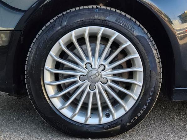 Audi A4 IV (B8) Рестайлинг с пробегом 2015 года, цена 1 178 000 рублей, 255128 км, седан, Автокод Объявления