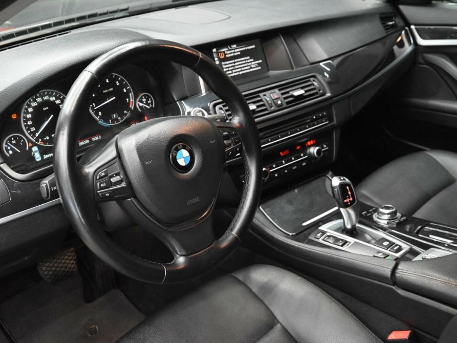 BMW 5 серии VI (F10/F11/F07) Рестайлинг Екатеринбург  - изображение 17