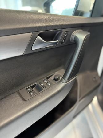 Volkswagen Passat B7 с пробегом 2011 года, цена 1 079 000 рублей, 250857 км, седан, Автокод Объявления