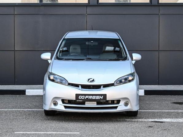 Toyota Wish II с пробегом 2010 года, цена 999 000 рублей, 240915 км, минивэн, Автокод Объявления
