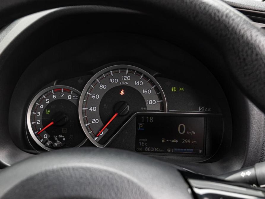 Toyota Vitz III (XP130) Рестайлинг 2 Краснодар  - изображение 15