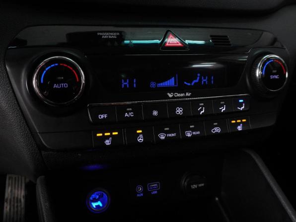 Hyundai Tucson III с пробегом 2016 года, цена 1 815 000 рублей, 212020 км, внедорожник, Автокод Объявления