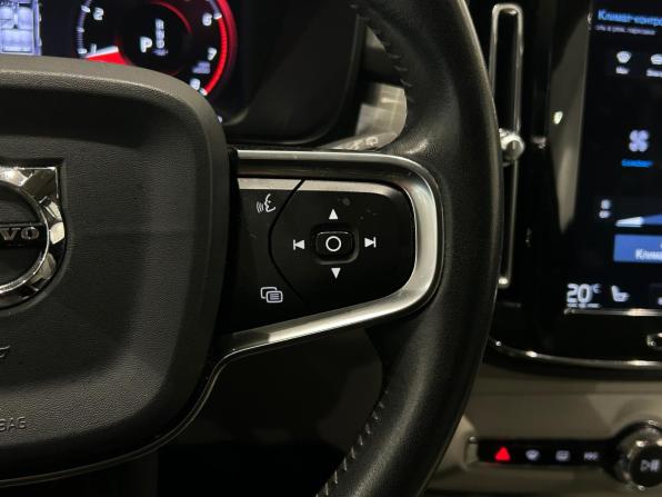 Volvo XC40 I с пробегом 2020 года, цена 2 999 000 рублей, 135863 км, внедорожник, Автокод Объявления