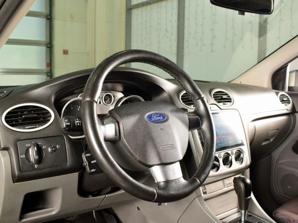 Ford Focus II Рестайлинг с пробегом 2009 года, цена 699 999 рублей, 203475 км, хэтчбек, Автокод Объявления