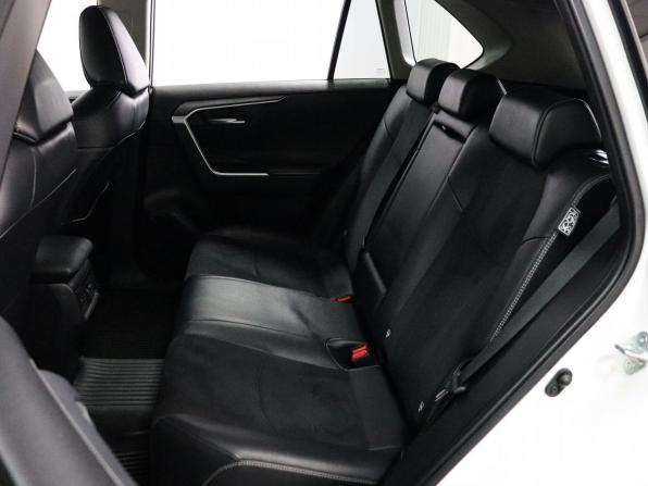 Toyota RAV4 V (XA50) с пробегом 2021 года, цена 3 059 000 рублей, 82810 км, внедорожник, Автокод Объявления