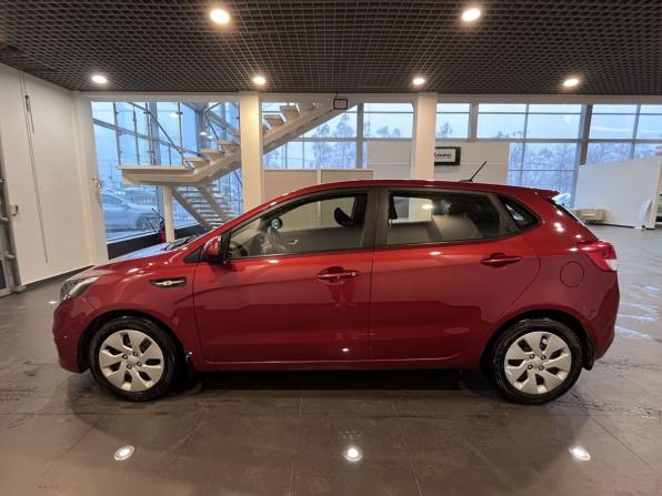 Kia Rio III Рестайлинг с пробегом 2017 года, цена 1 378 000 рублей, 41390 км, хэтчбек, Автокод Объявления
