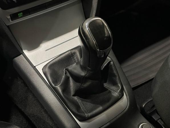 Skoda Octavia II (A5) Рестайлинг с пробегом 2011 года, цена 950 000 рублей, 135346 км, лифтбек, Автокод Объявления