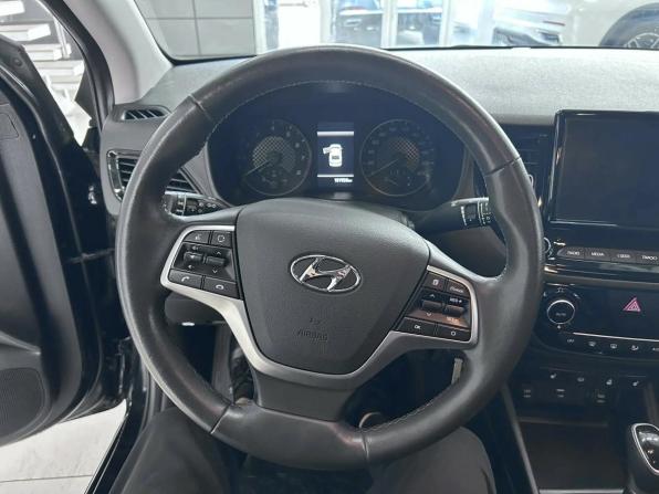 Hyundai Solaris II Рестайлинг с пробегом 2021 года, цена 1 594 000 рублей, 101900 км, седан, Автокод Объявления