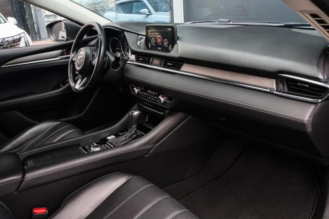 Mazda 6 III (GJ) Рестайлинг 2 с пробегом 2019 года, цена 2 490 000 рублей, 92310 км, седан, Автокод Объявления