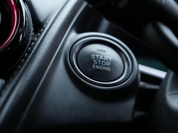 Mazda CX-3 I с пробегом 2015 года, цена 1 380 000 рублей, 92703 км, внедорожник, Автокод Объявления