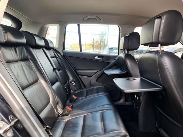 Volkswagen Tiguan I Рестайлинг с пробегом 2011 года, цена 1 513 000 рублей, 133750 км, внедорожник, Автокод Объявления